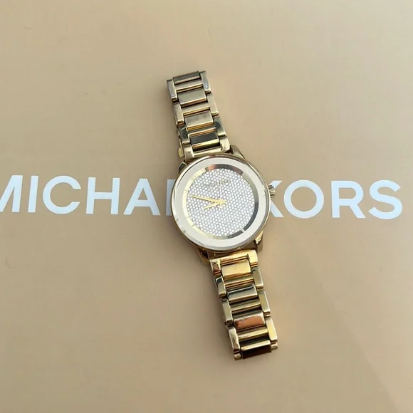 Michael Kors watch. Needs new battery. Michael Kors | Accessories | Michael Kors Gold Watch Needs  main image 3